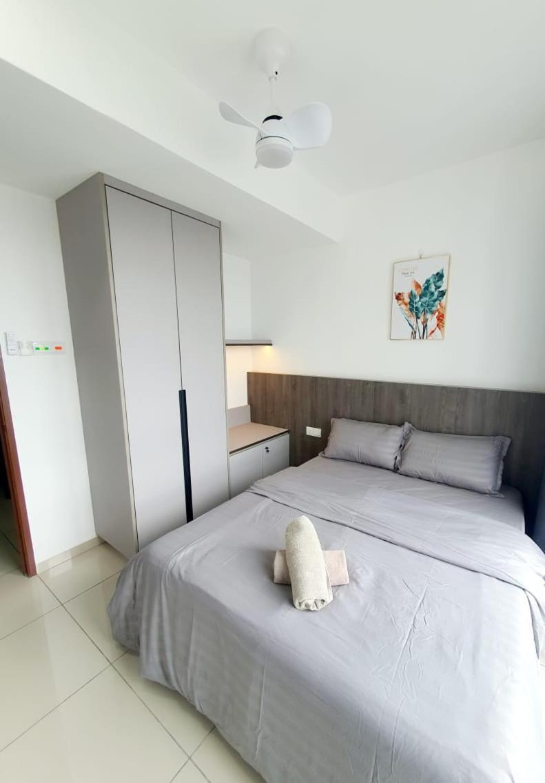 Lovely 2Room Suite6Pax@Sky Condo Juru Sentral Bukit Mertajam Exteriör bild