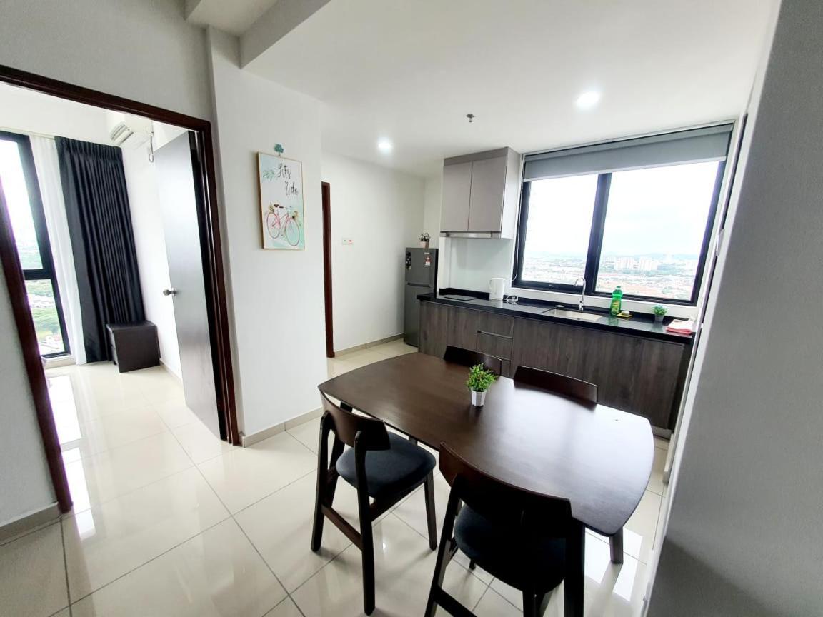 Lovely 2Room Suite6Pax@Sky Condo Juru Sentral Bukit Mertajam Exteriör bild